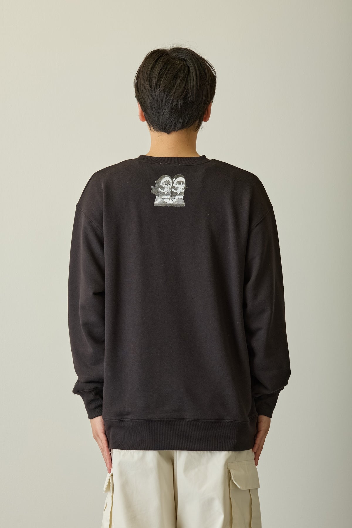 mofusand スウェットシャツ CAT WILD SCREAM ブラック