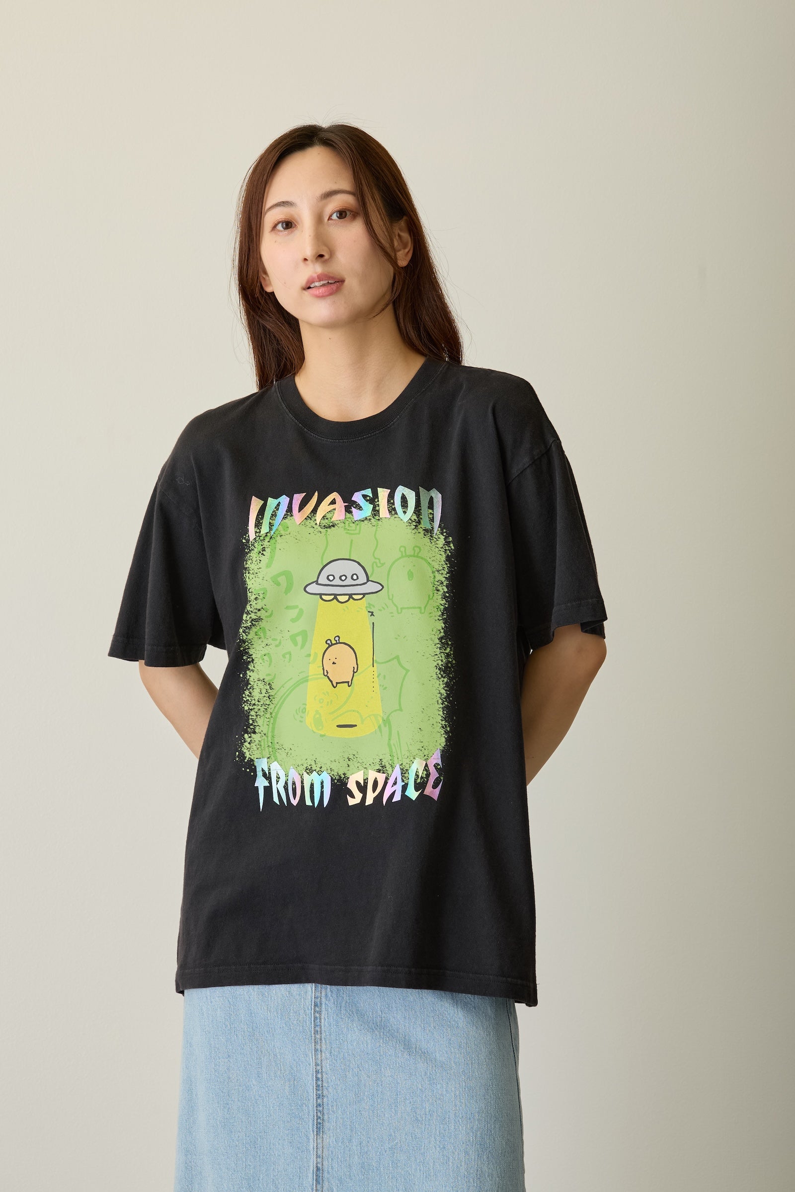 【先行販売】ナガノキャラクターズ 箔プリントTシャツ もぐらコロッケ（宇宙人） ブラック