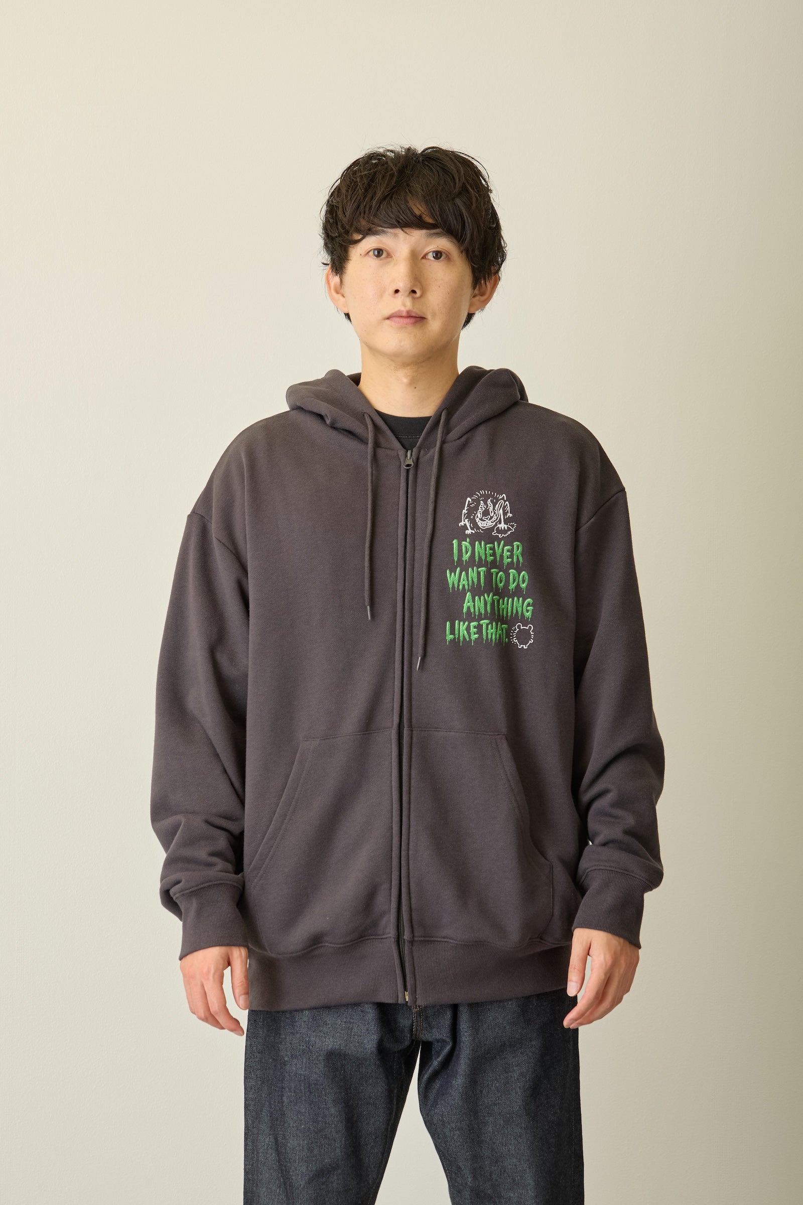 追加生産予約】ちいかわ ジップパーカー ホラーシリーズ(あのこ・で
