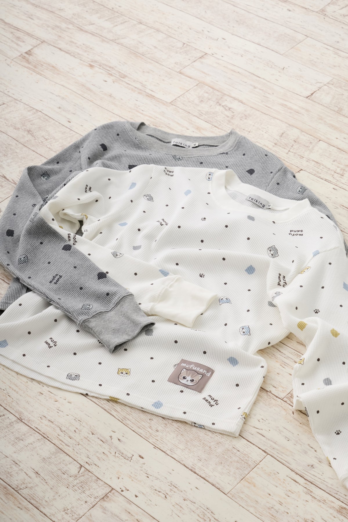 mofusand ワッフル長袖Tシャツ ドット柄 ホワイト