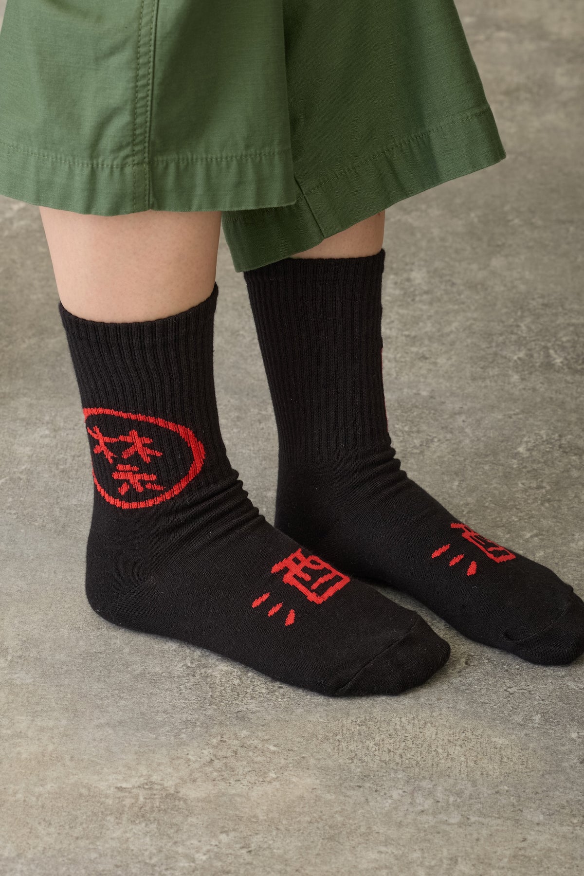 ちいかわ ソックス 禁酒くりまんじゅう ブラック 23-26cm
