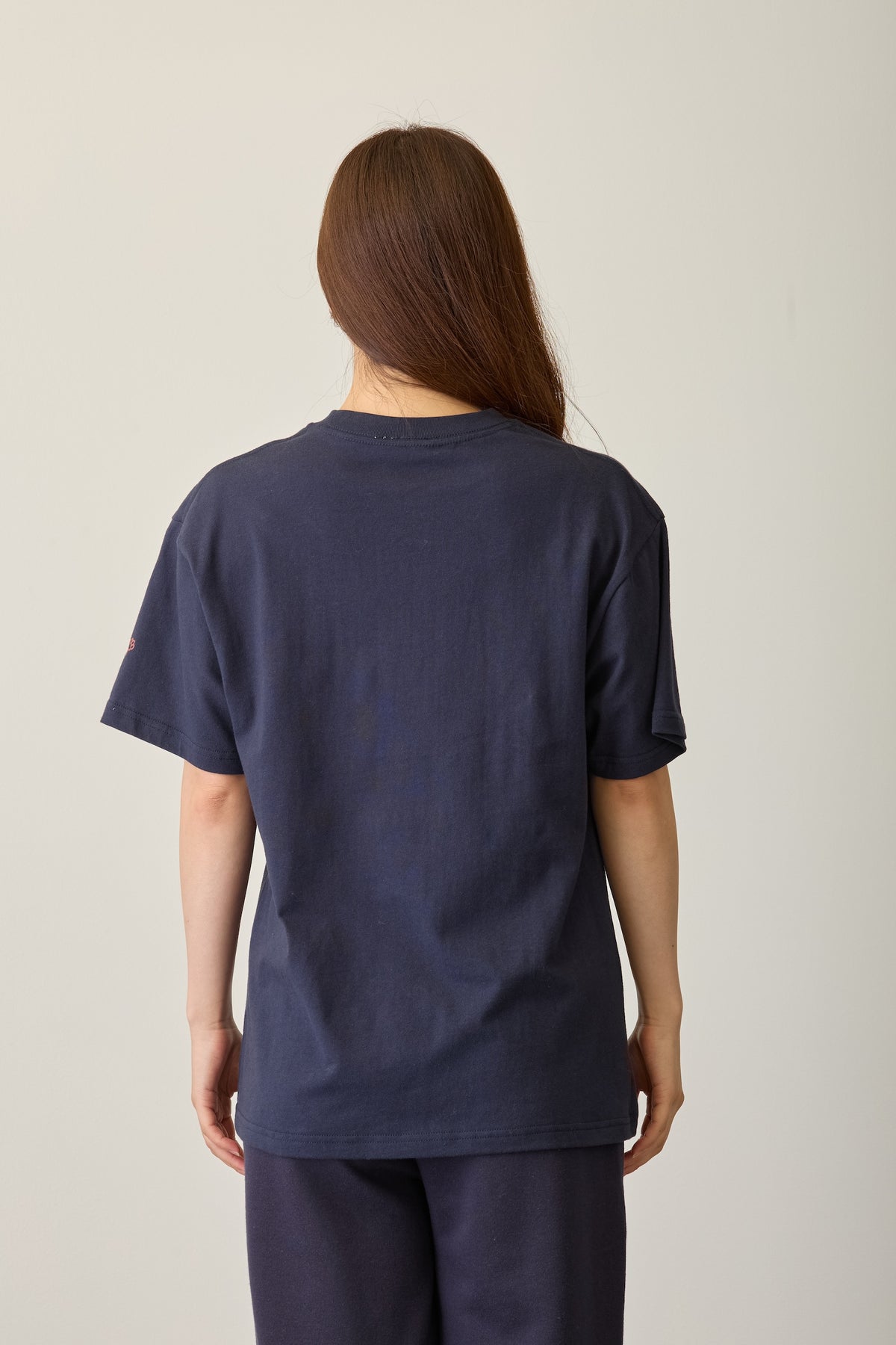 mofusand Tシャツ PAWSING THE GAME  ネイビー
