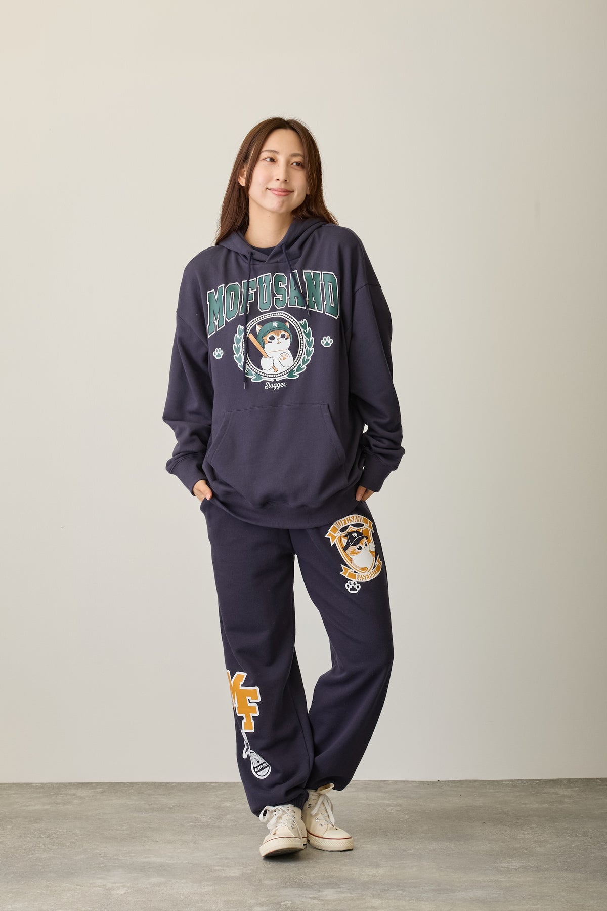 mofusand スウェットパーカー Slugger  ネイビー