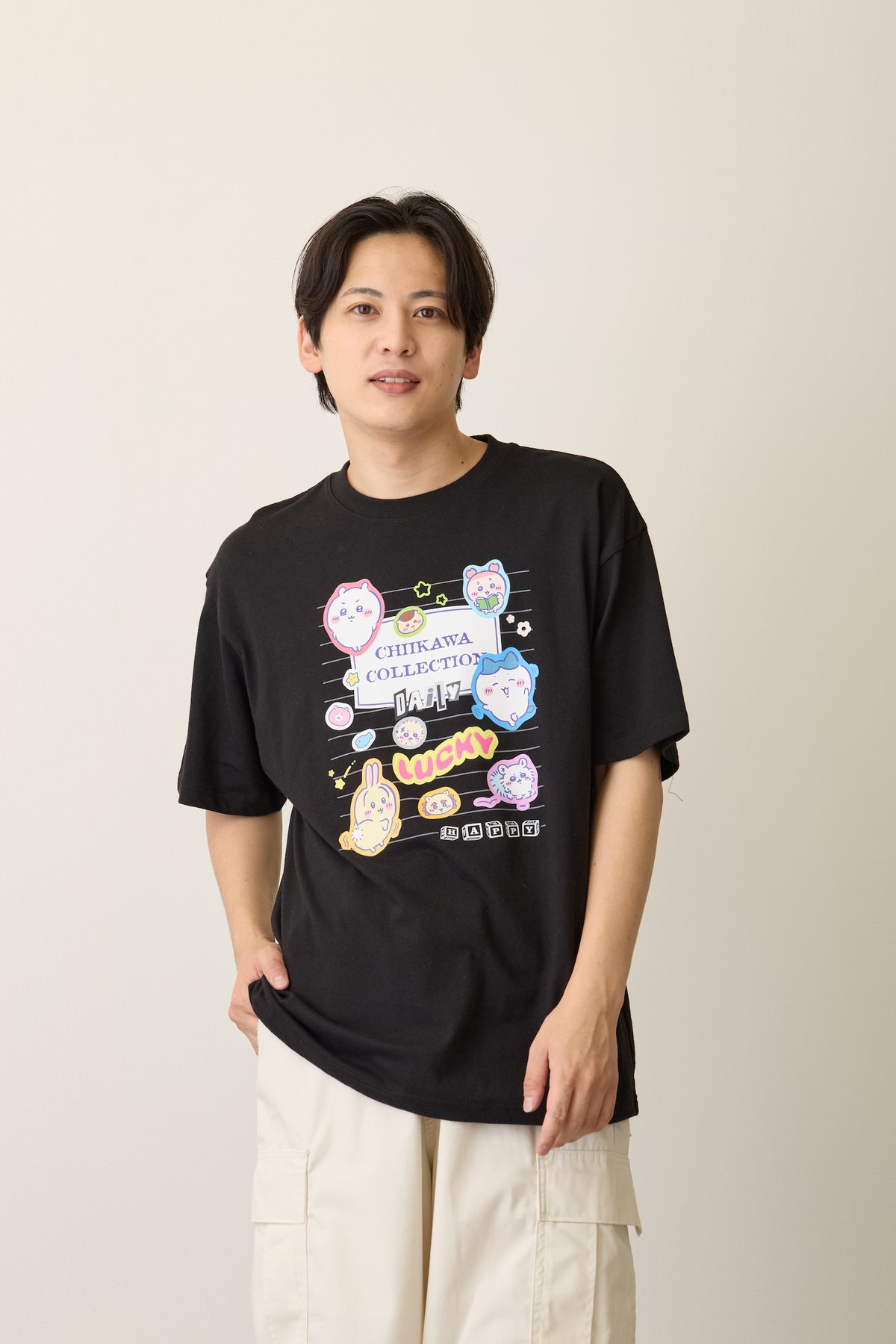 ちいかわ Tシャツ カレッジノート風（みんな） ブラック