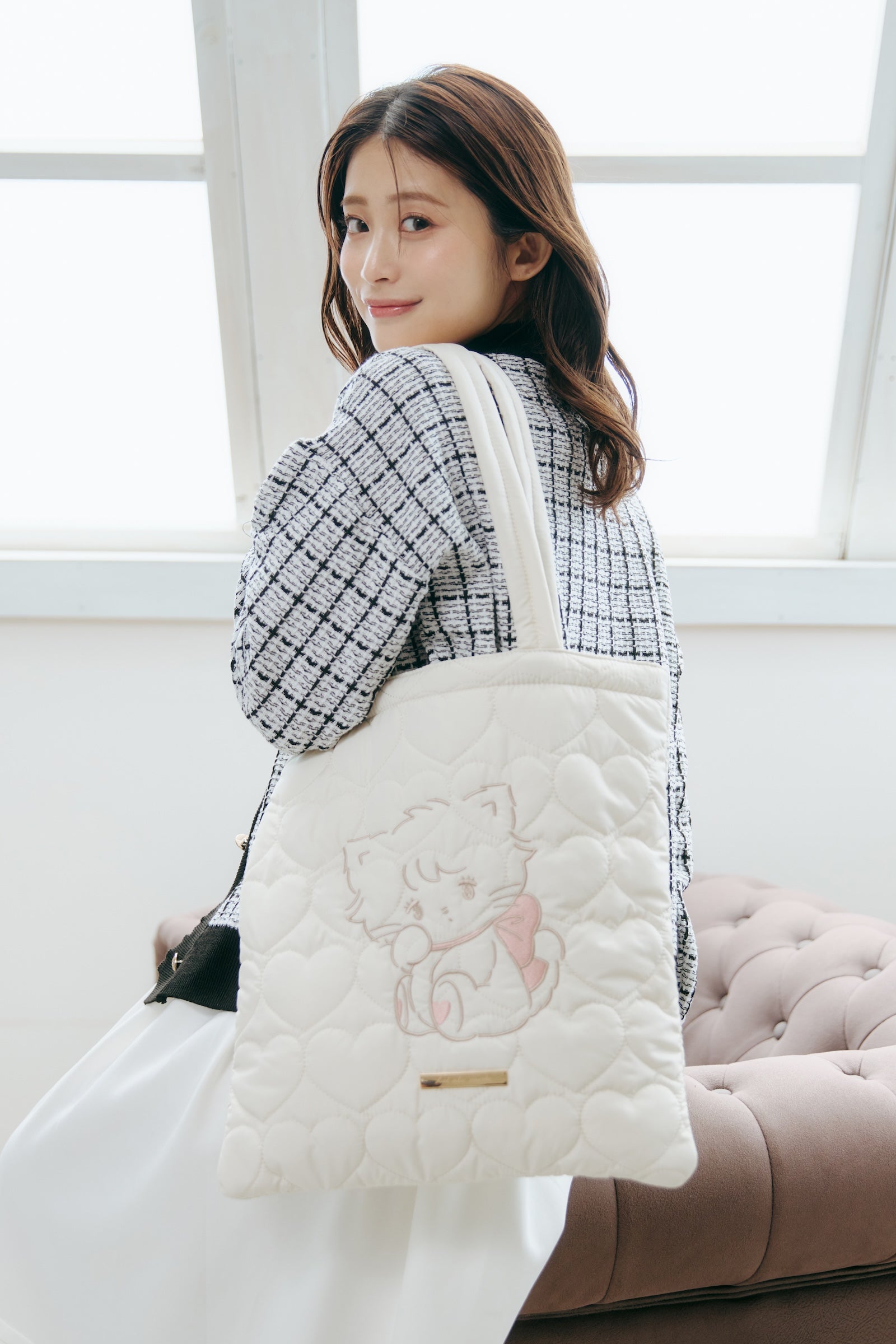 【2BUY10%OFF対象商品】Lil ala mode ハートキルティングトートバッグ ムース ホワイト ONE