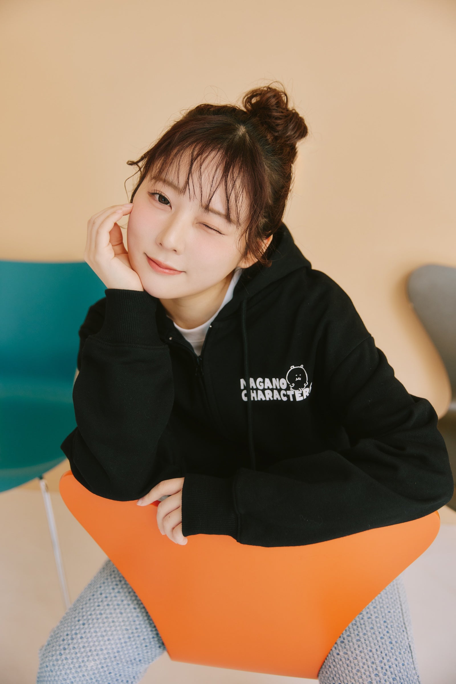 【2BUY10%OFF対象商品】ナガノキャラクターズ ZIPパーカー 集合 ブラック