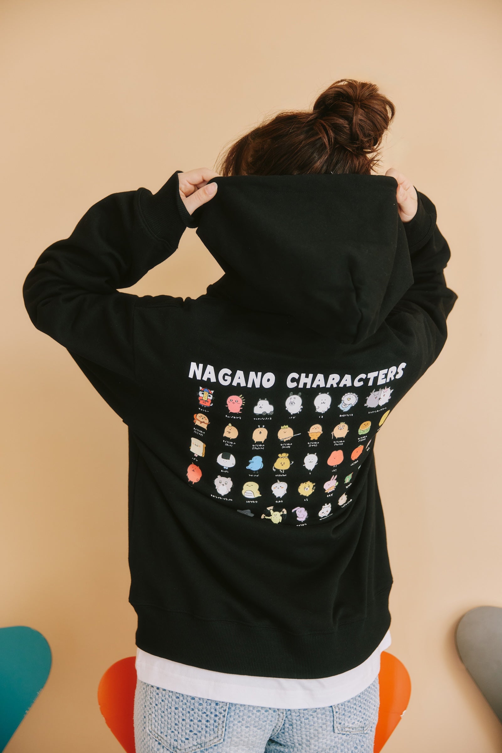 【2BUY10%OFF対象商品】ナガノキャラクターズ ZIPパーカー 集合 ブラック