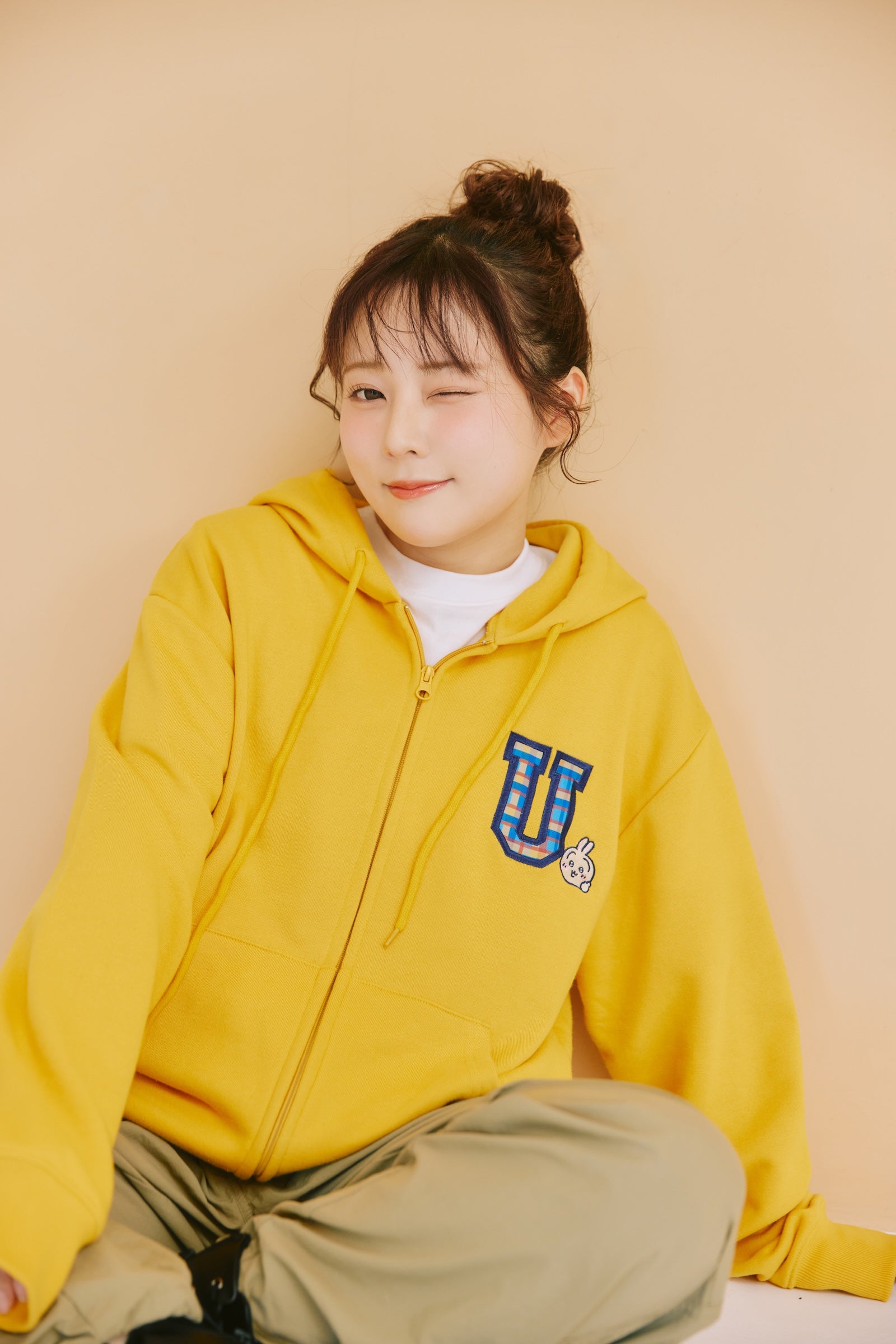 【2BUY10%OFF対象商品】ちいかわ ZIPパーカー GO MY WAY イエロー