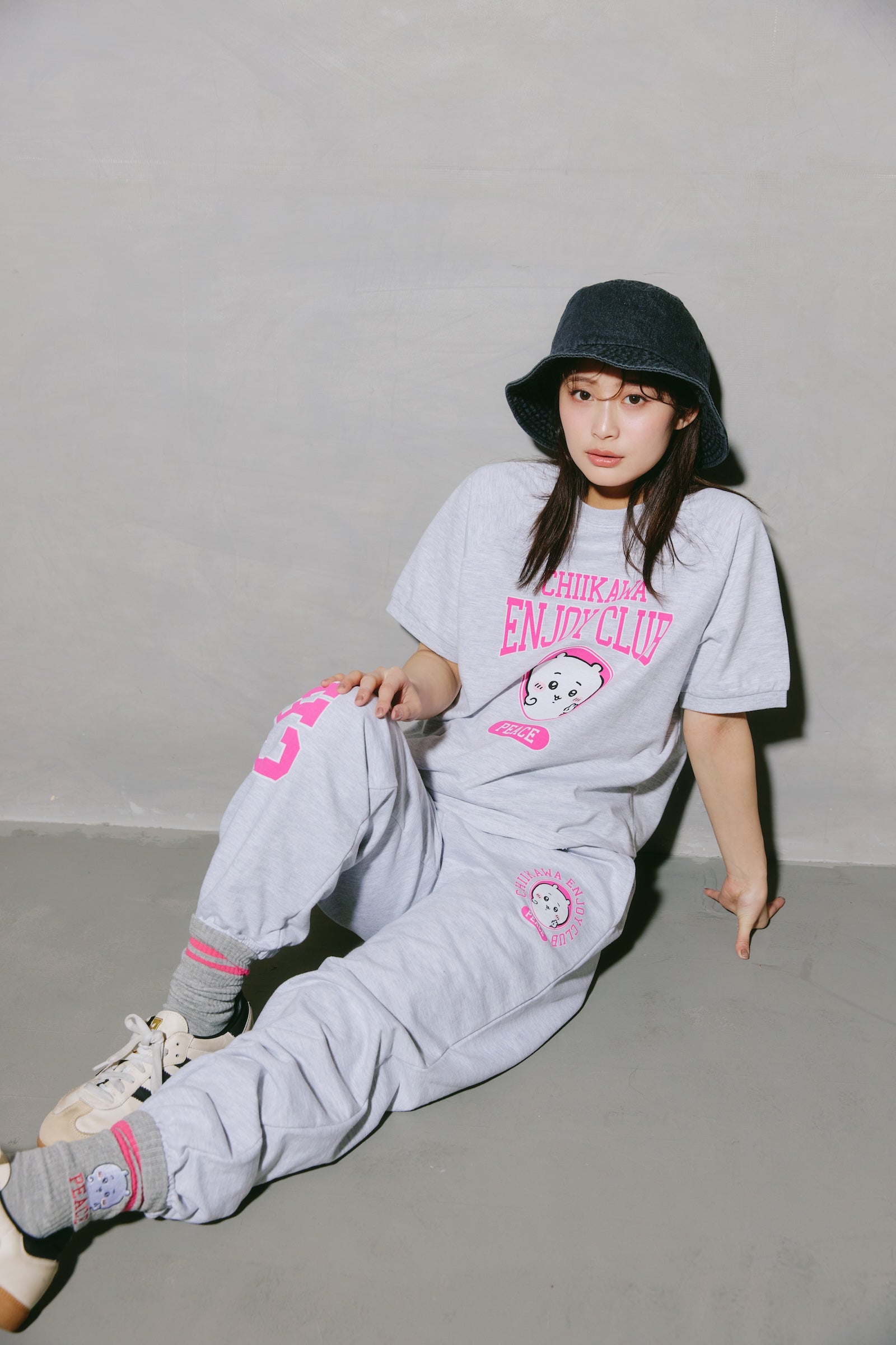 ちいかわ スウェットパンツ ピース ちいかわ 杢グレー
