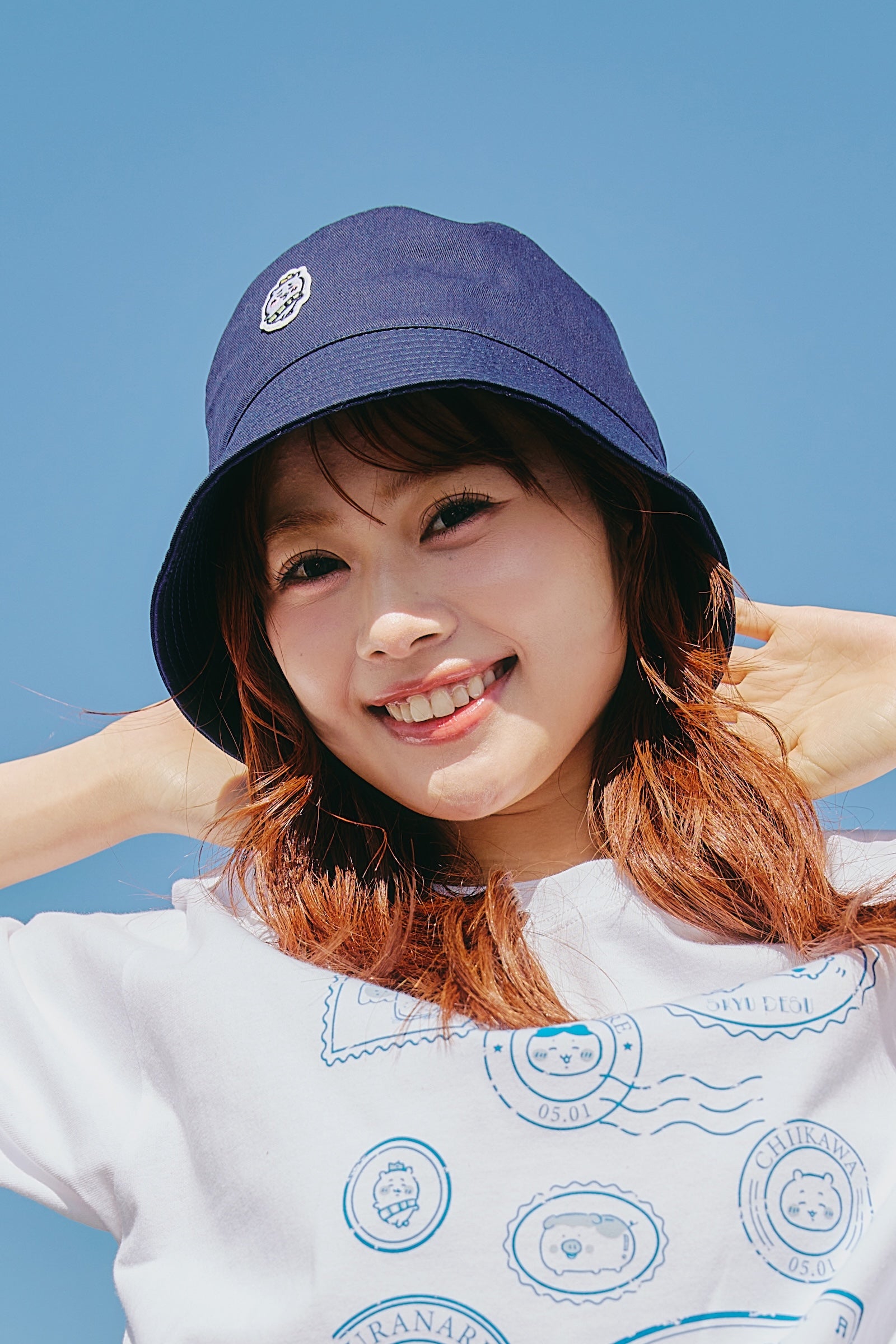 ちいかわ バケットハット 王冠 ネイビー ONE