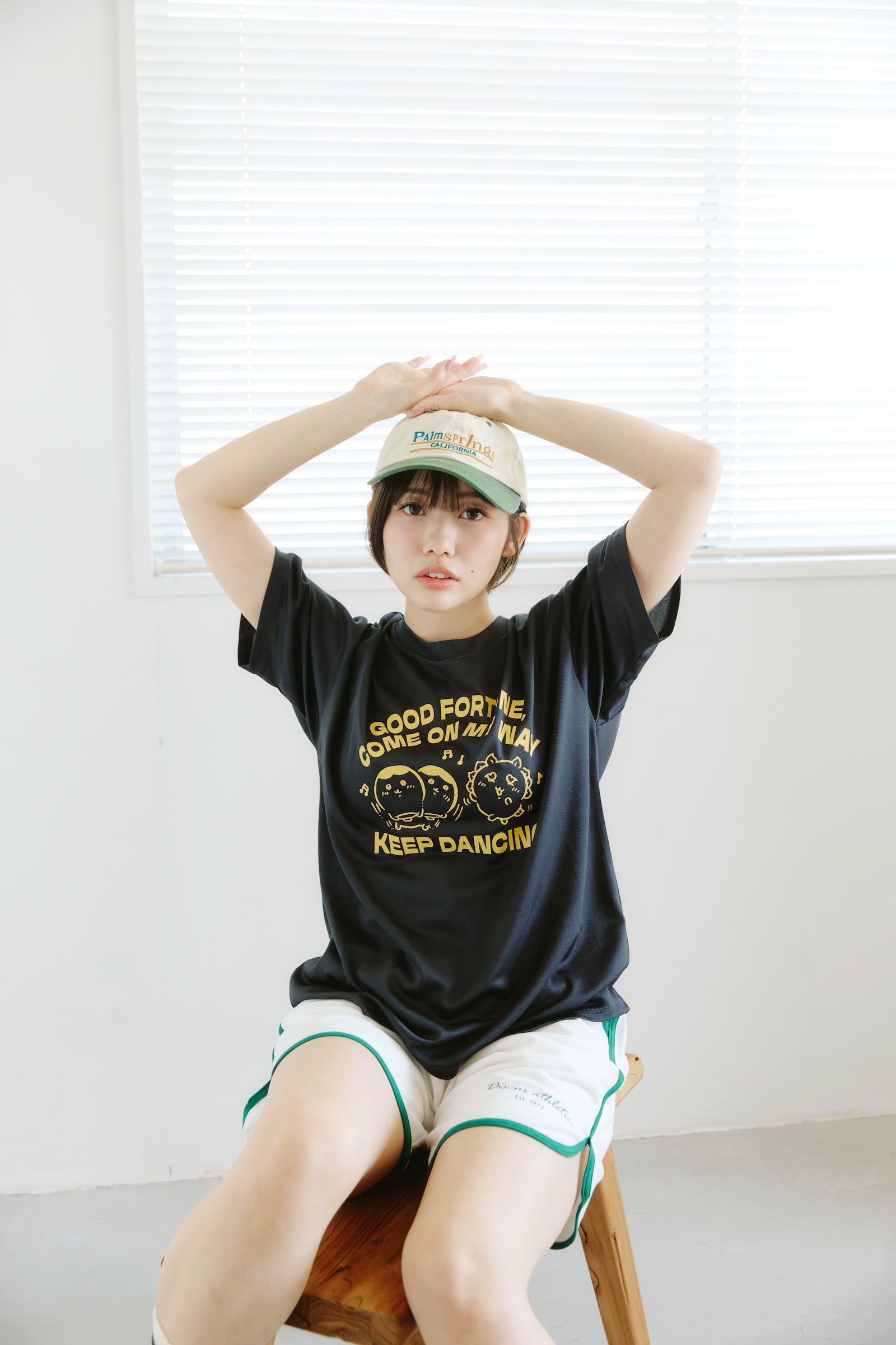 ちいかわ ドライTシャツ DANCE シーサーくりまんじゅう チャコール