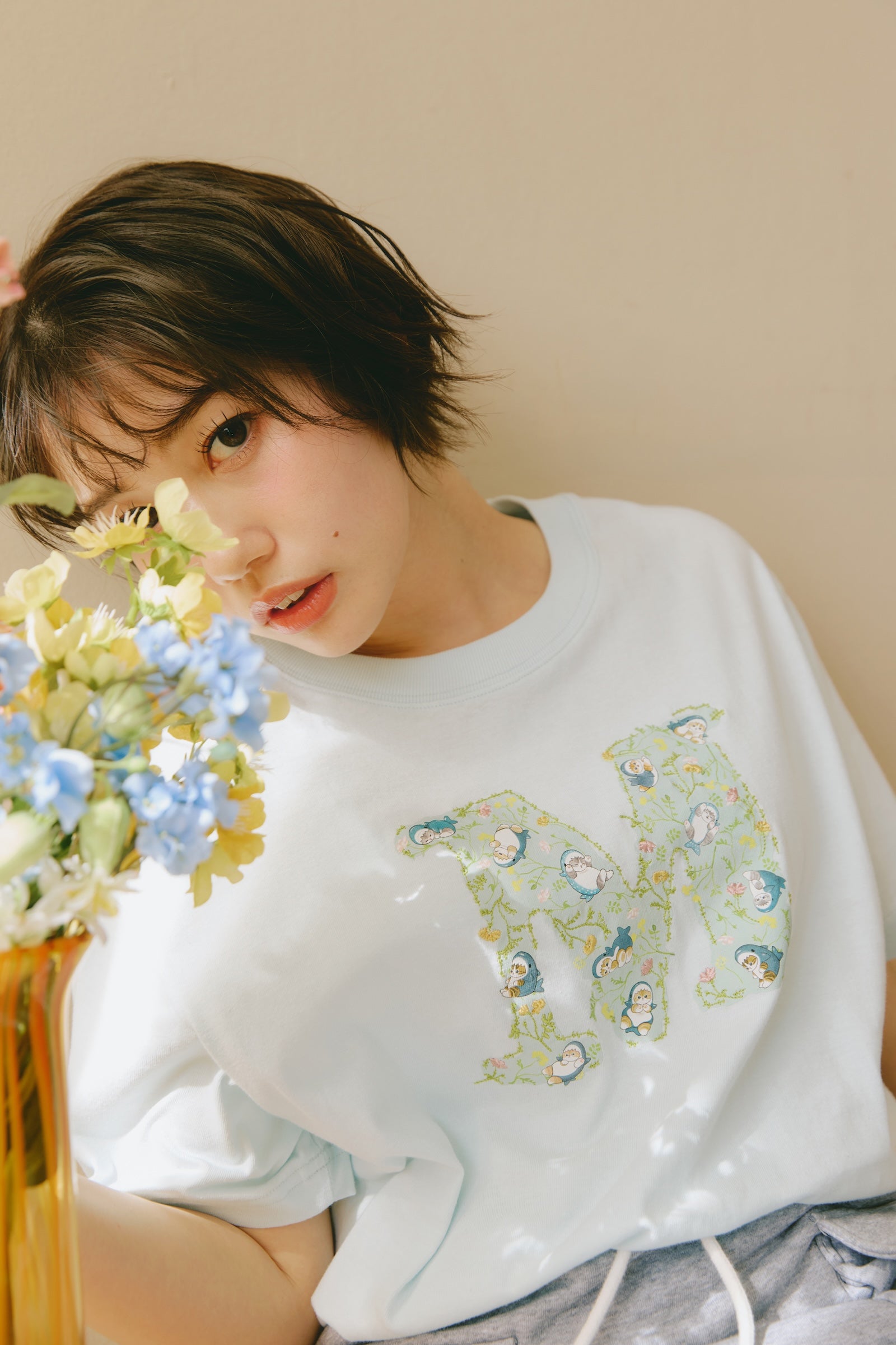 mofusand×日比谷花壇 Tシャツ ボタニカル ペールブルー