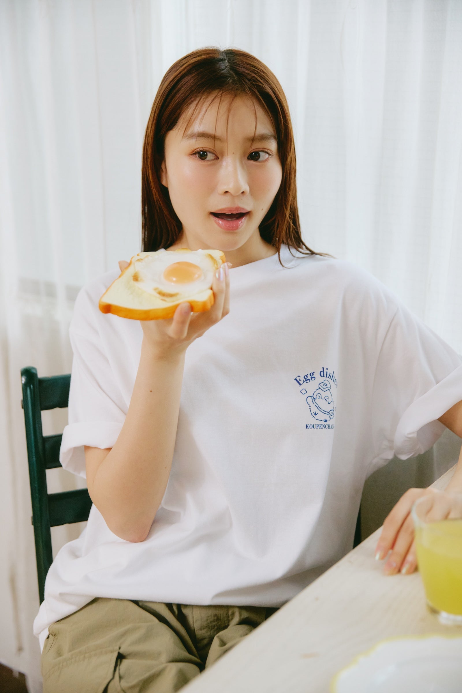 コウペンちゃん Tシャツ Egg dishes ホワイト