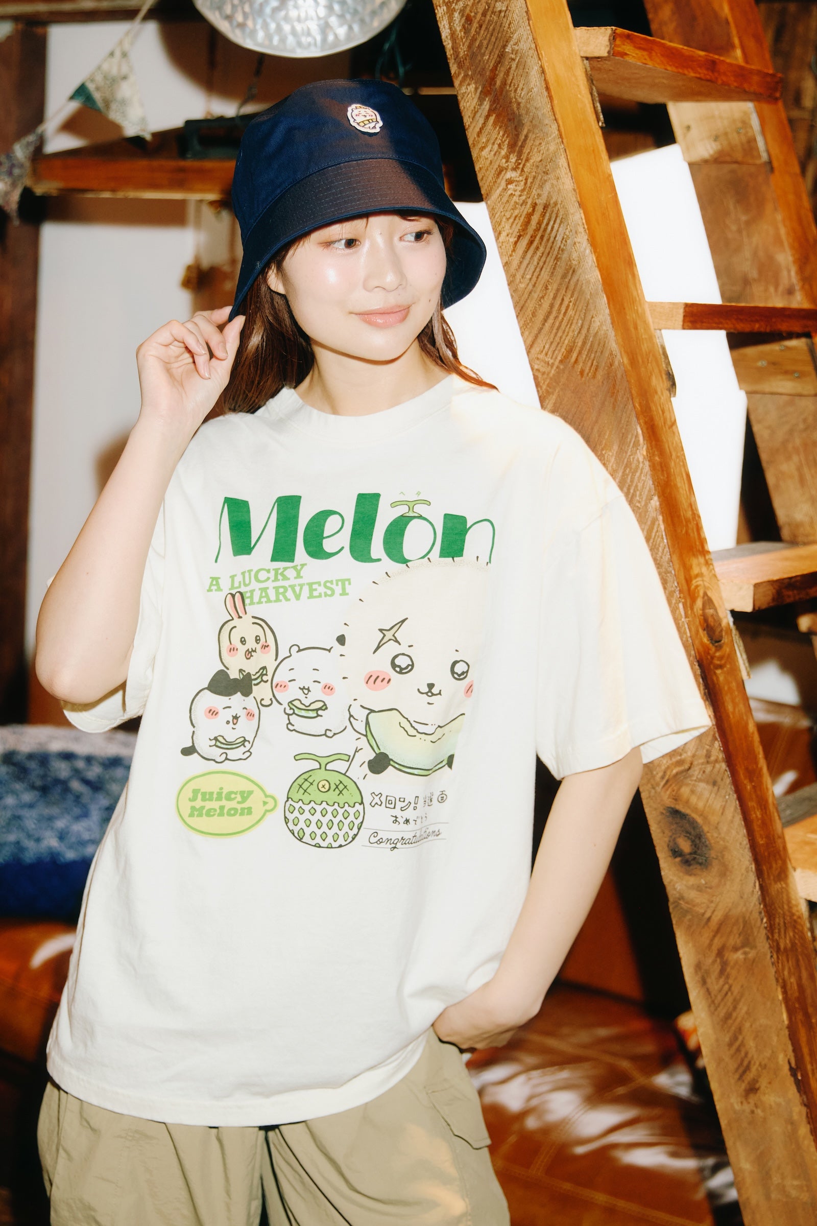 ちいかわ Tシャツ メロン クリーム