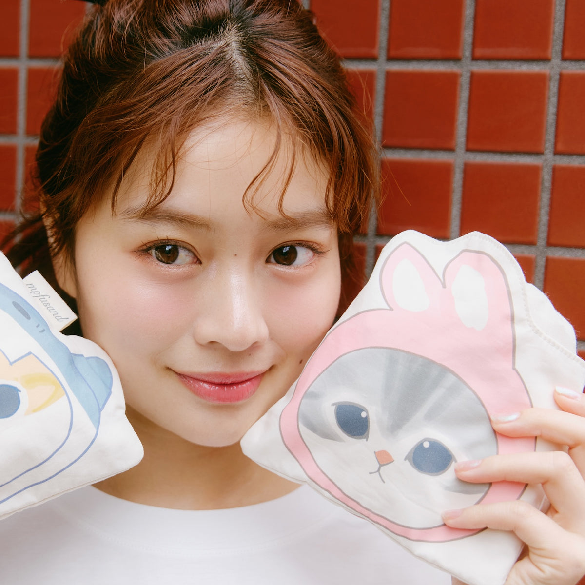 mofusand ダイカット巾着 うさにゃん ナチュラル