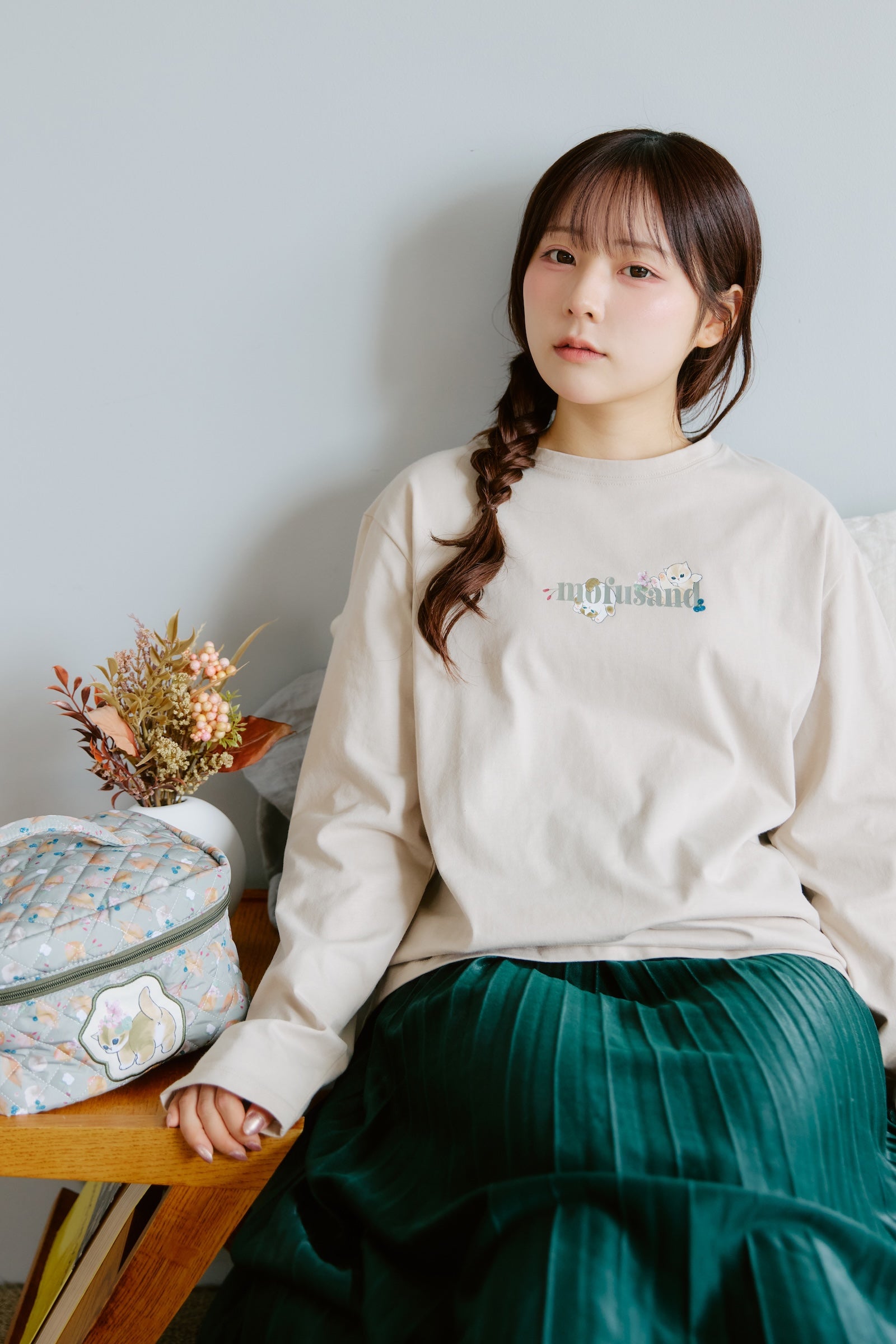 mofusand×日比谷花壇 長袖Tシャツ リーフ柄 ベージュ