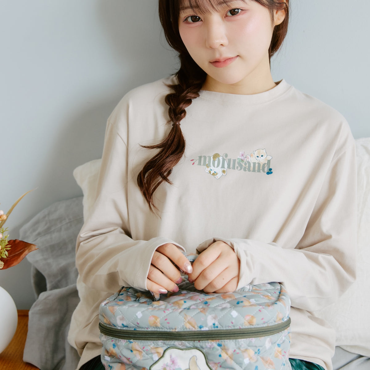 mofusand×日比谷花壇 バニティポーチ リーフ柄 オリーブ ONE
