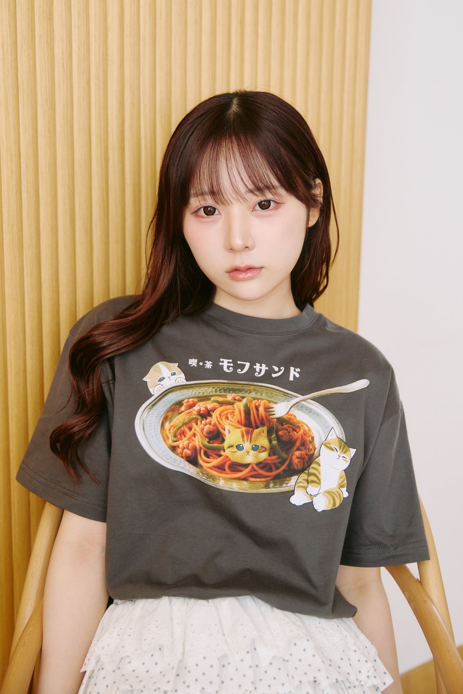 mofusand  Tシャツ  二ャポリタン スミクロ