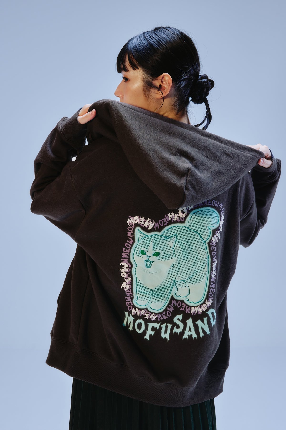 mofusand ジップパーカー MEOWING CATS スミクロ
