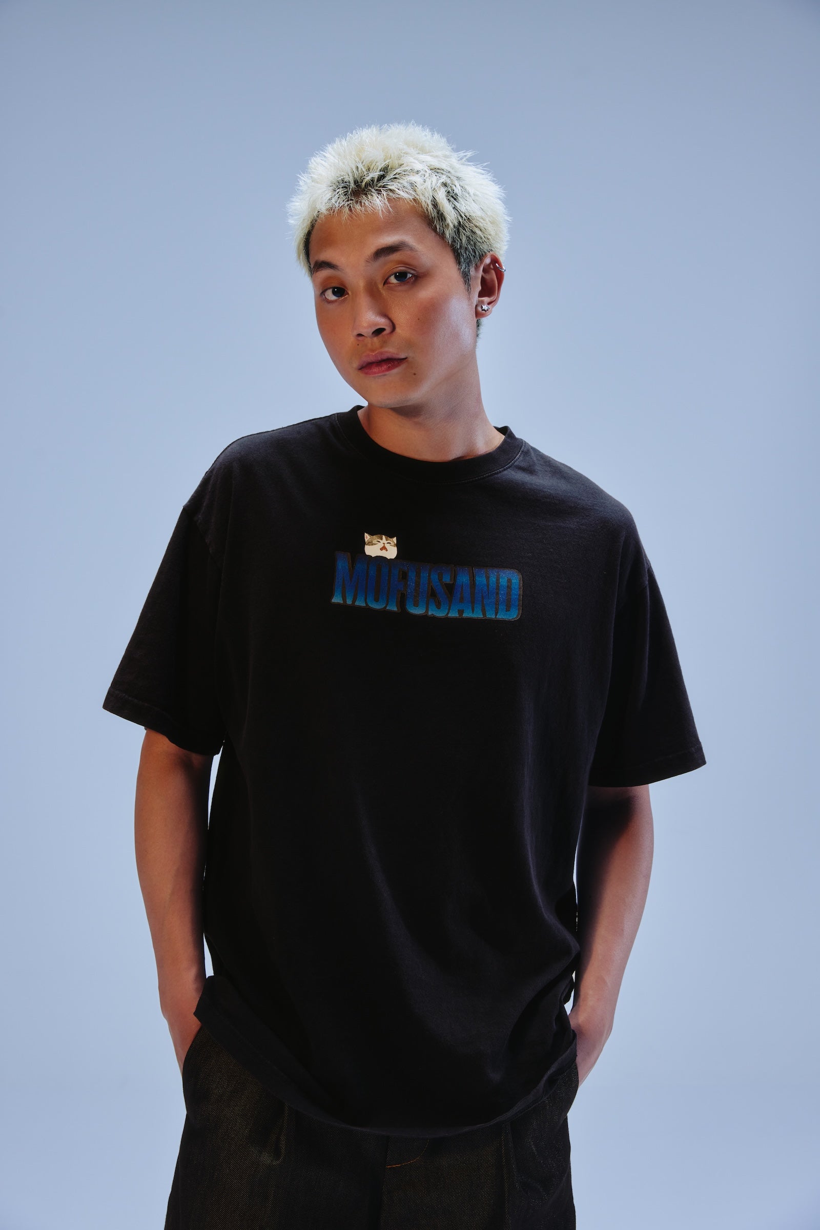 【先行販売】mofusand Tシャツ ホラーサメにゃん ブラック
