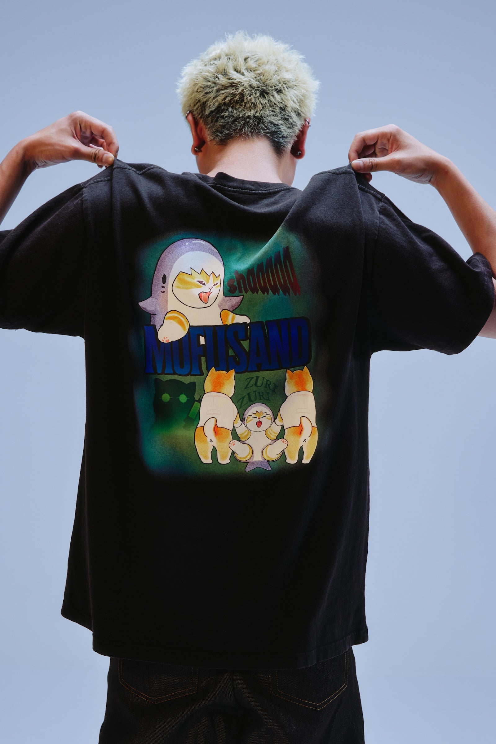 【先行販売】mofusand Tシャツ ホラーサメにゃん ブラック