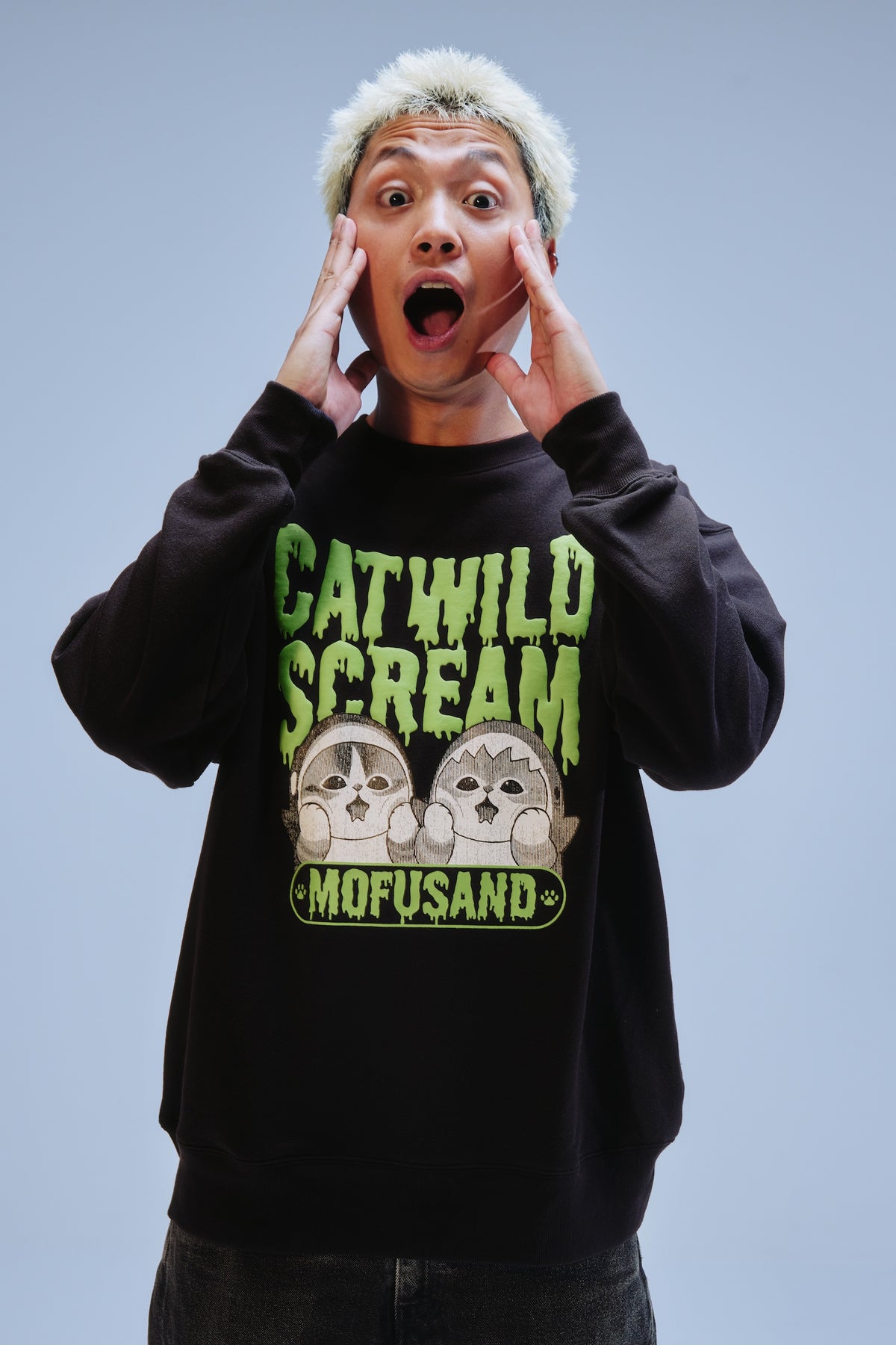 mofusand スウェットシャツ CAT WILD SCREAM ブラック