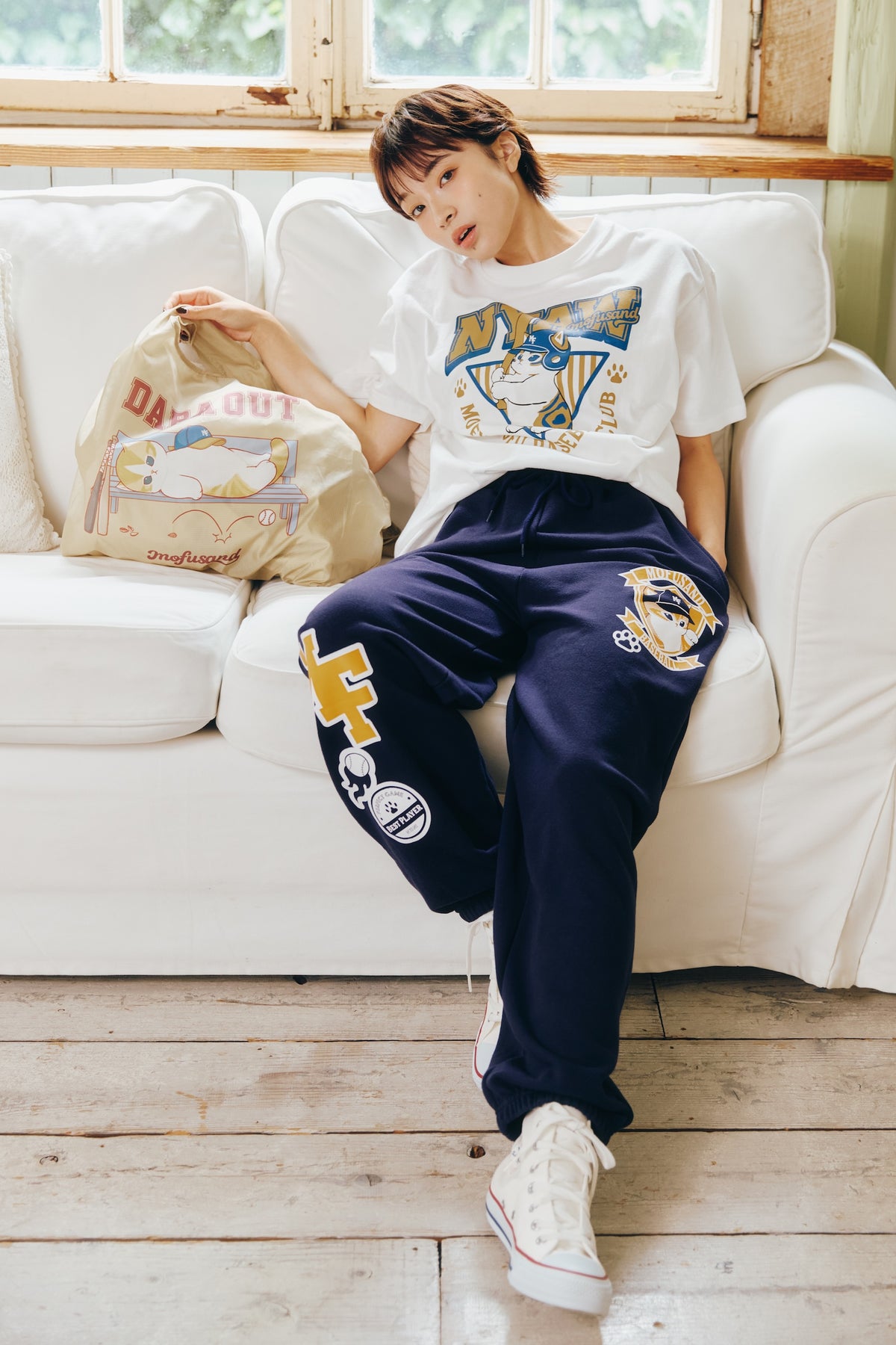 mofusand Tシャツ NYAW  ホワイト