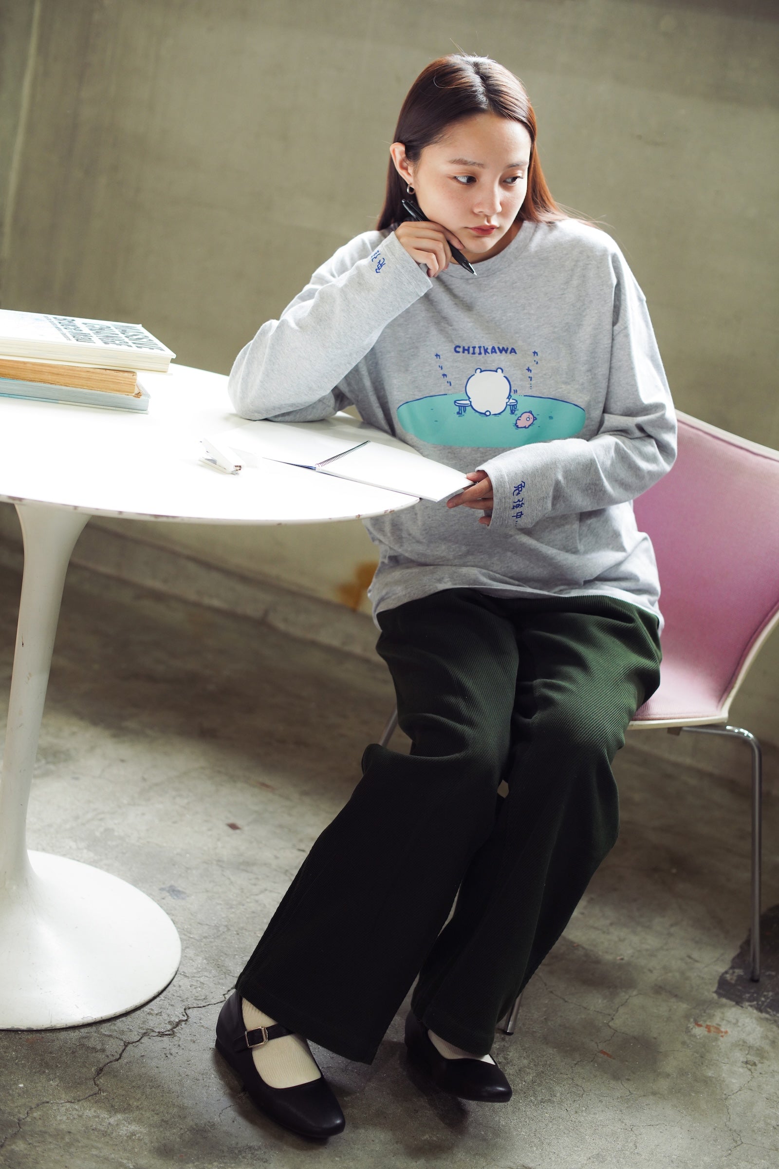 ちいかわ 長袖Ｔシャツ 試験勉強 アッシュ