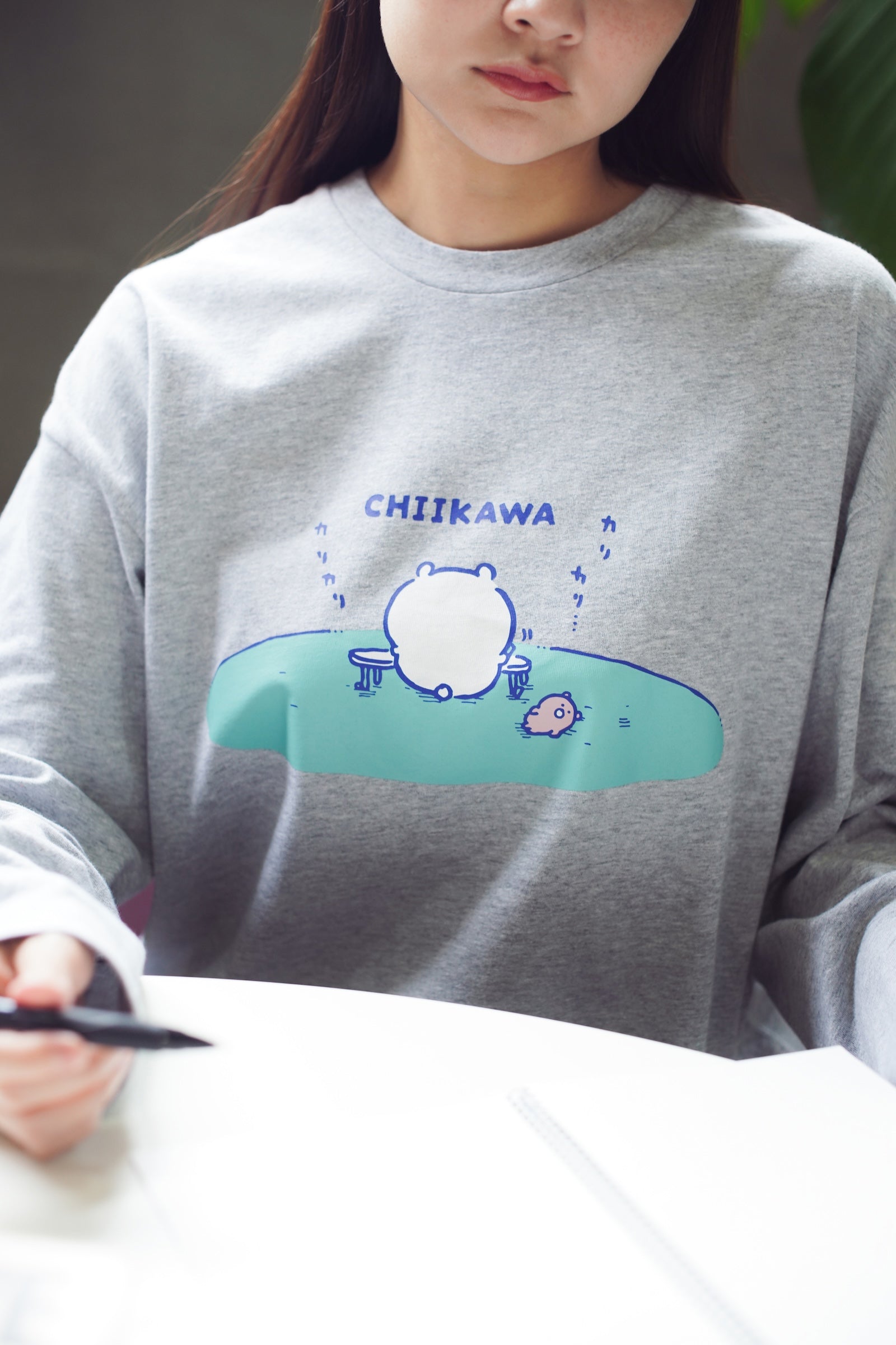 ちいかわ 長袖Ｔシャツ 試験勉強 アッシュ