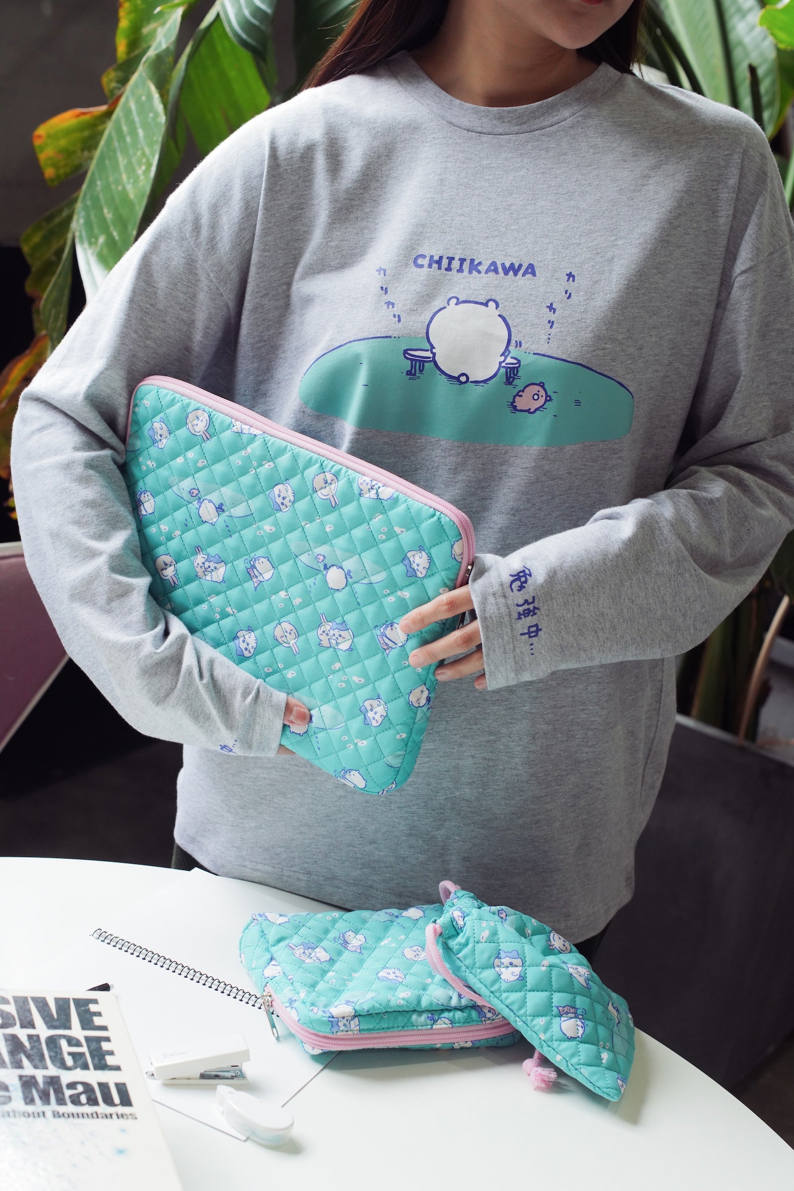 ちいかわ 長袖Ｔシャツ 試験勉強 アッシュ