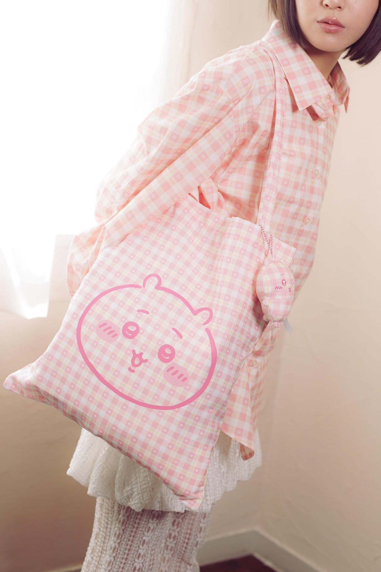 ちいかわ チェックシリーズ トートバッグ（チャーム付き） ちいかわ ピンク