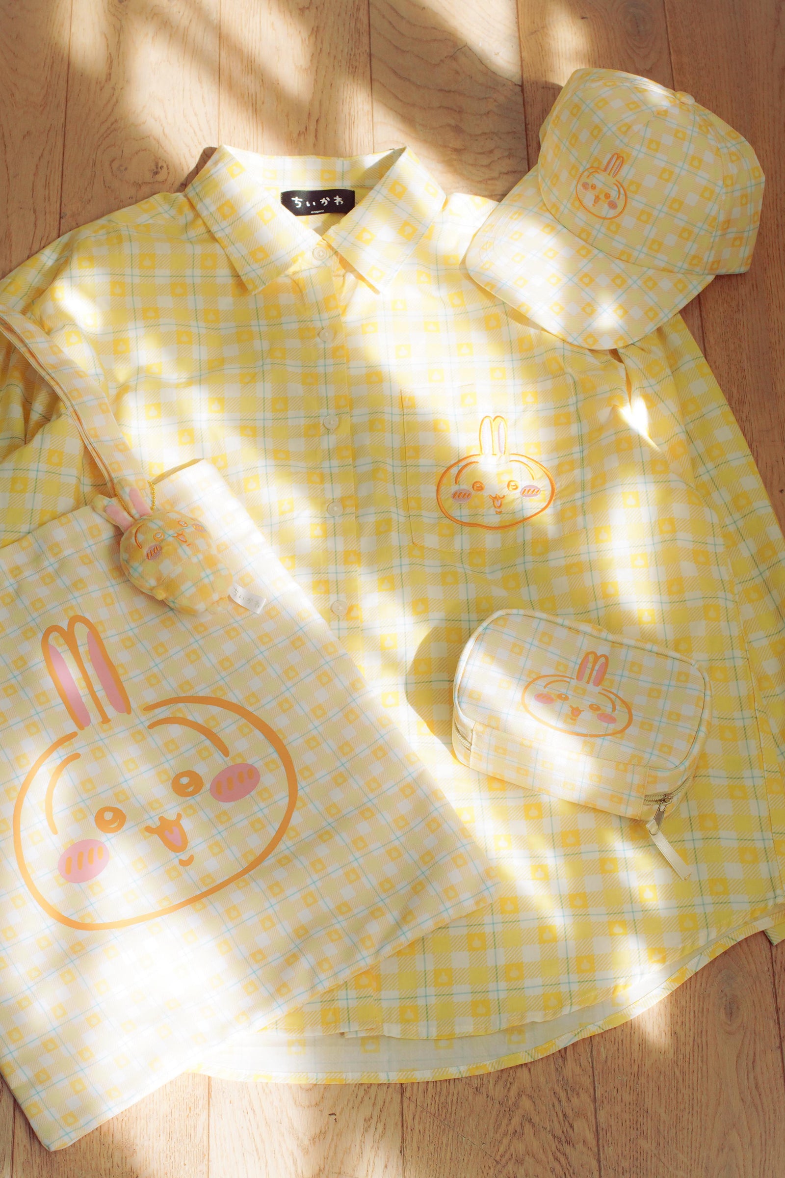 ちいかわ チェックシリーズ ポーチ うさぎ イエロー