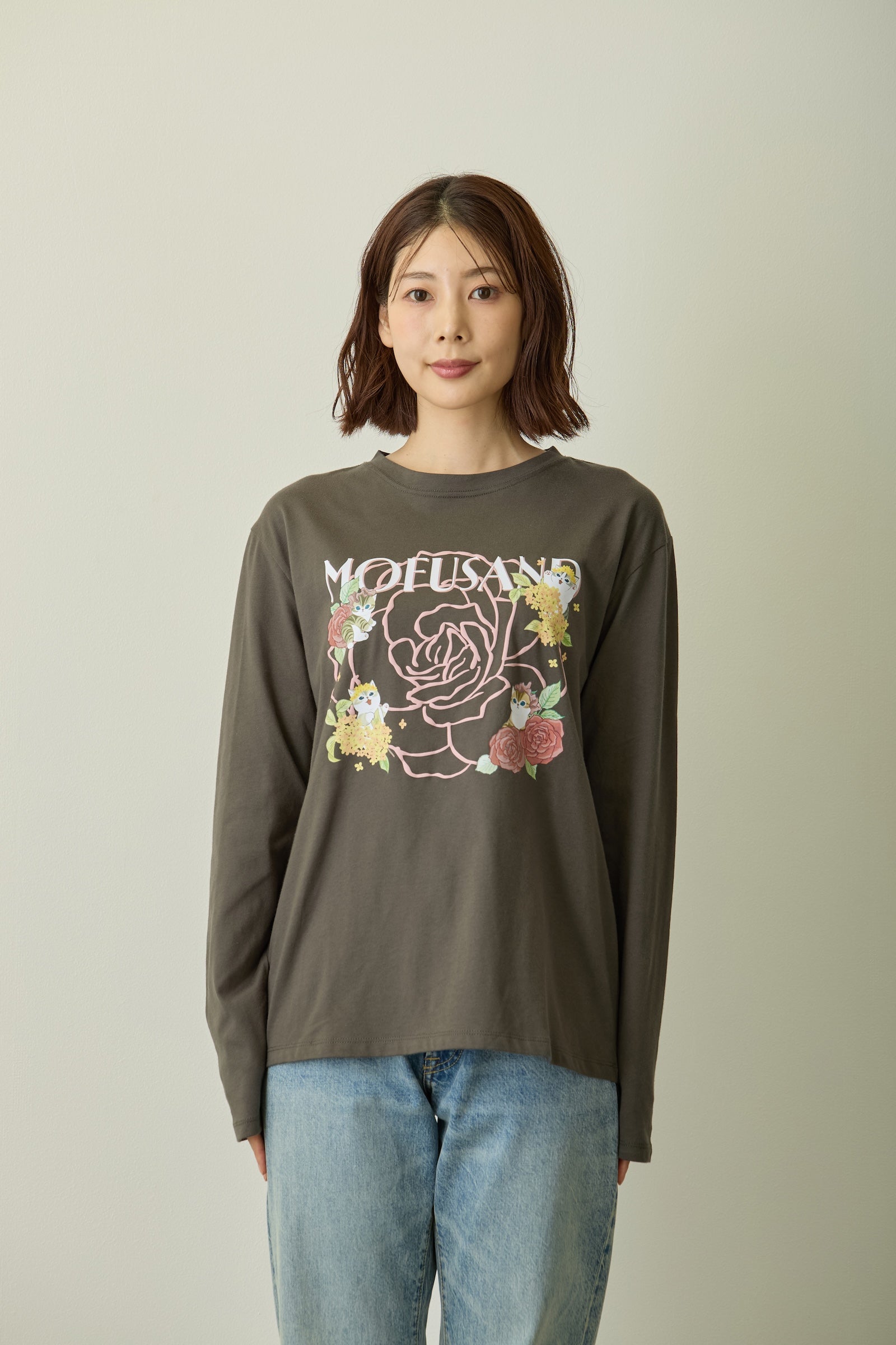 mofusand×日比谷花壇 長袖Tシャツ バラ柄 スミクロ