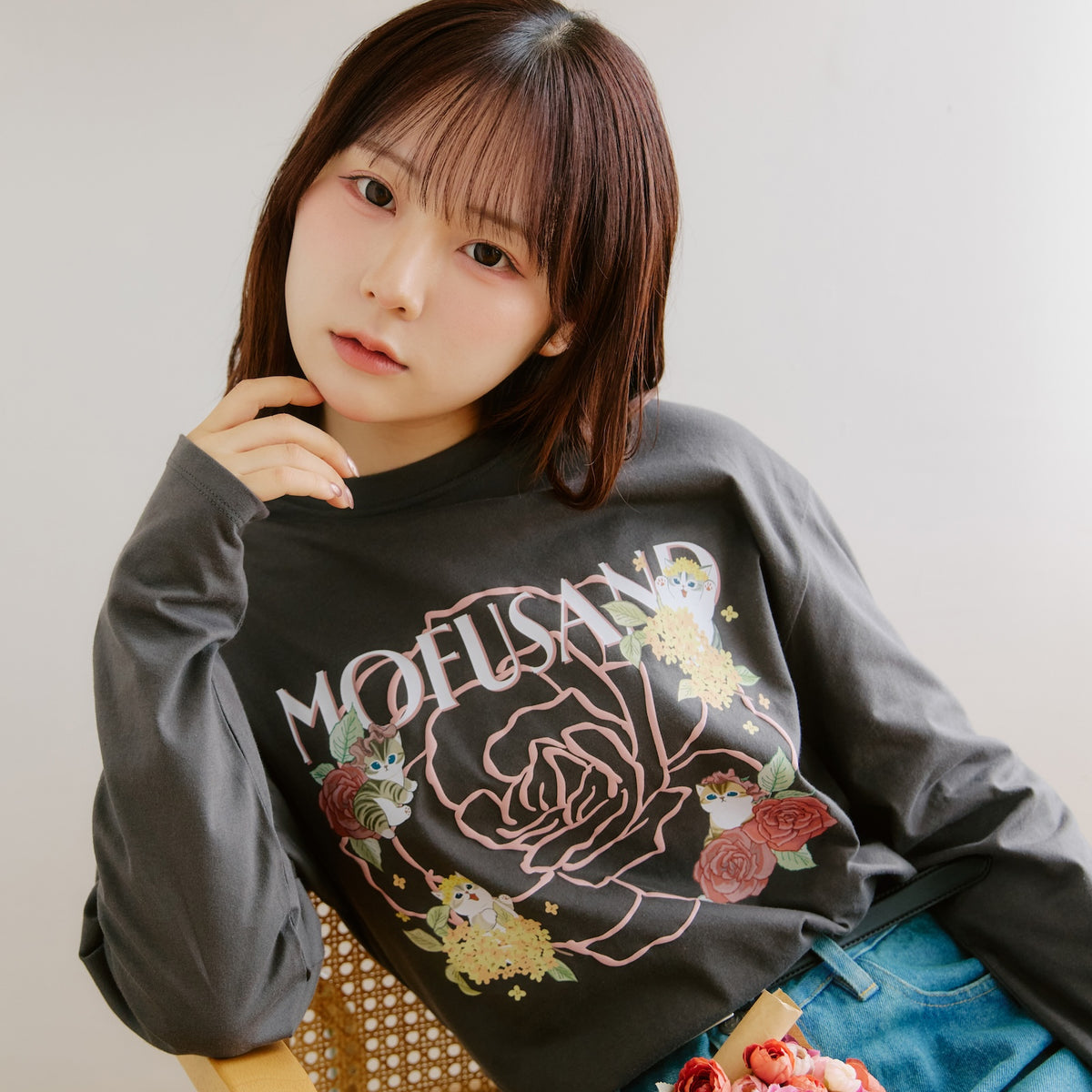mofusand×日比谷花壇 長袖Tシャツ バラ柄 スミクロ