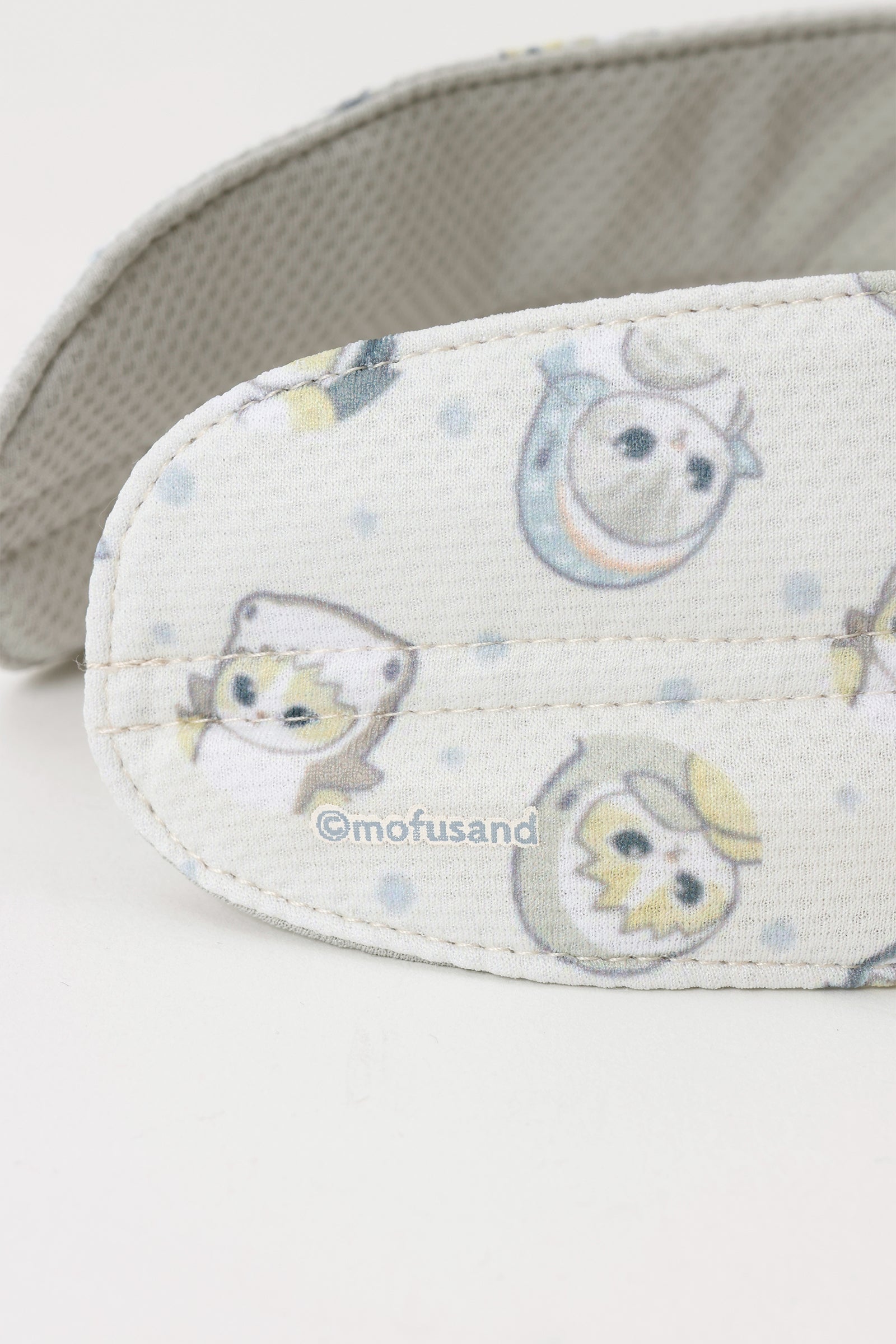 mofusand ネッククーラー サメにゃんだらけ ナチュラル ONE