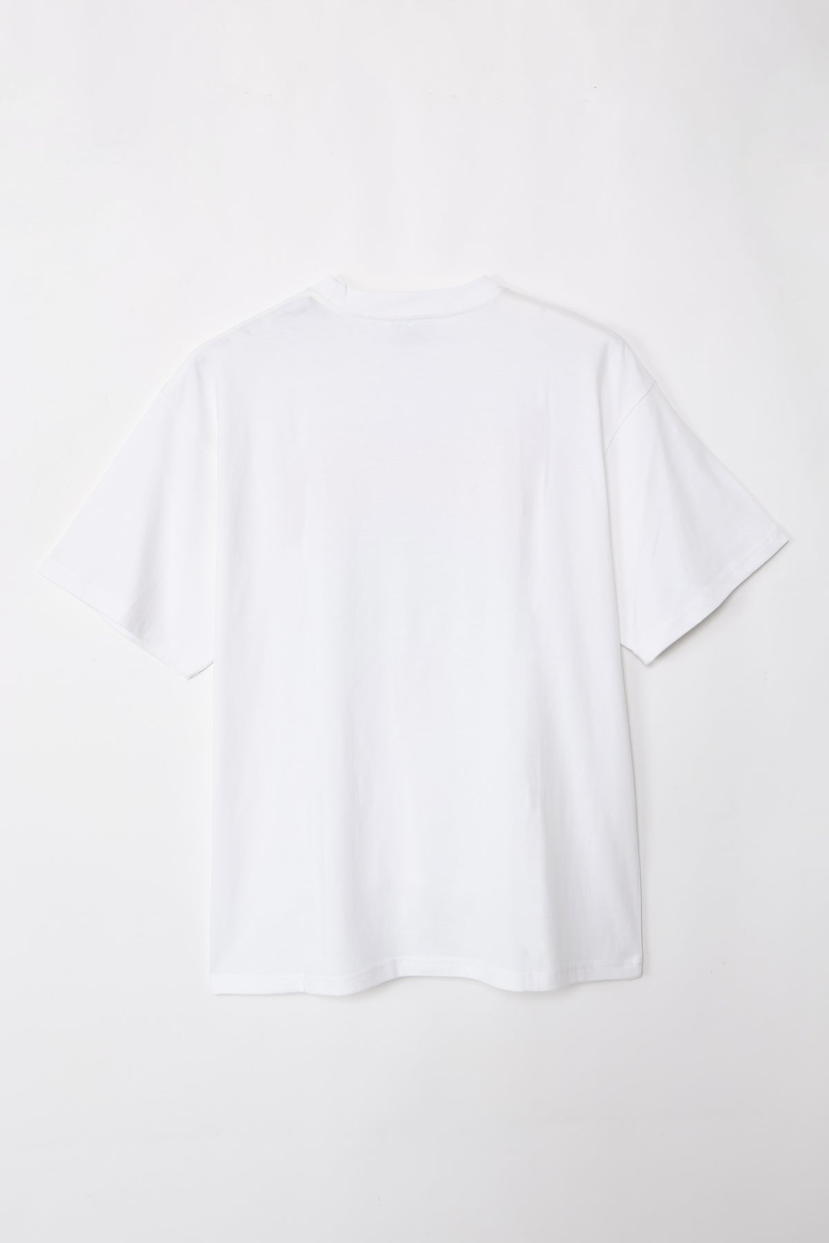 ちいかわ Tシャツ TRAINING（トリオ） ホワイト